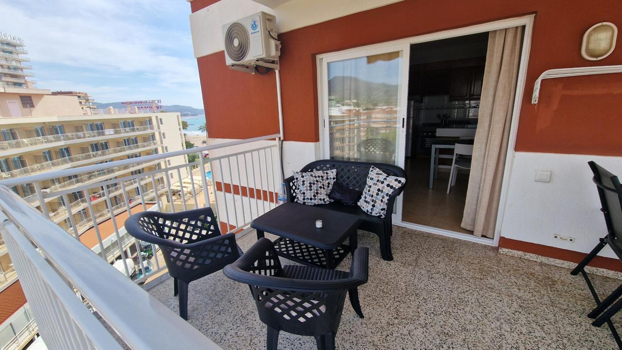 Apartamento De 1 Habitacion Frente Al Mar Y Con Piscina Apartment Benicassim Bagian luar foto