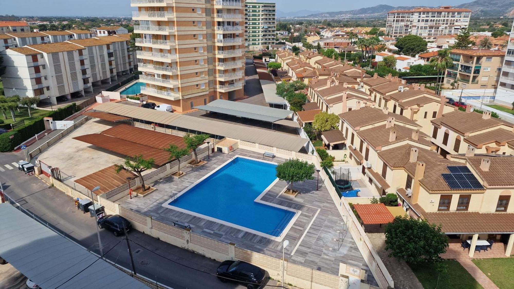 Apartamento De 1 Habitacion Frente Al Mar Y Con Piscina Apartment Benicassim Bagian luar foto