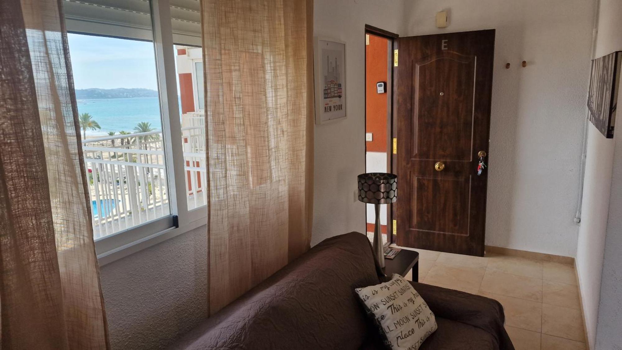 Apartamento De 1 Habitacion Frente Al Mar Y Con Piscina Apartment Benicassim Bagian luar foto